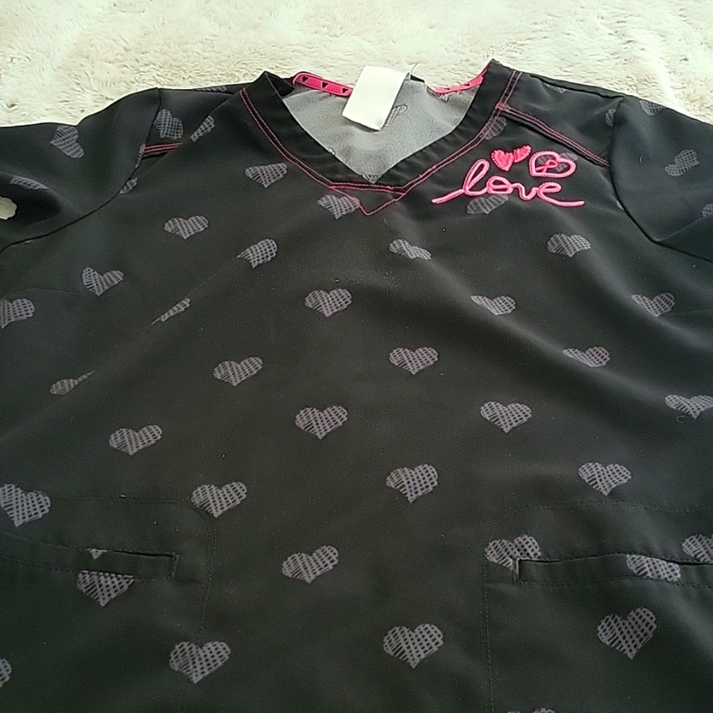Scrub top